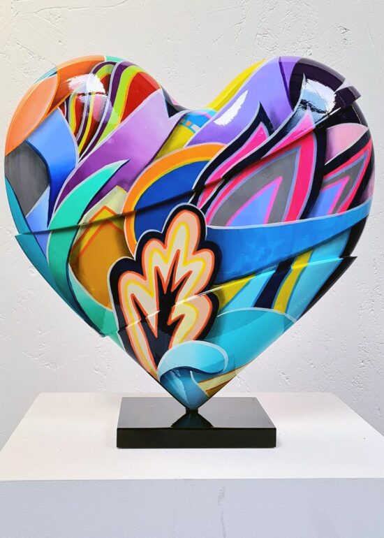 Heart sculpture - 30 cm High